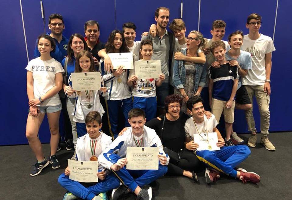 REGIONAL UNDER 14 CHAMPIONSHIP: BRESSO FENCING CLUB GOES WITH A BANG !